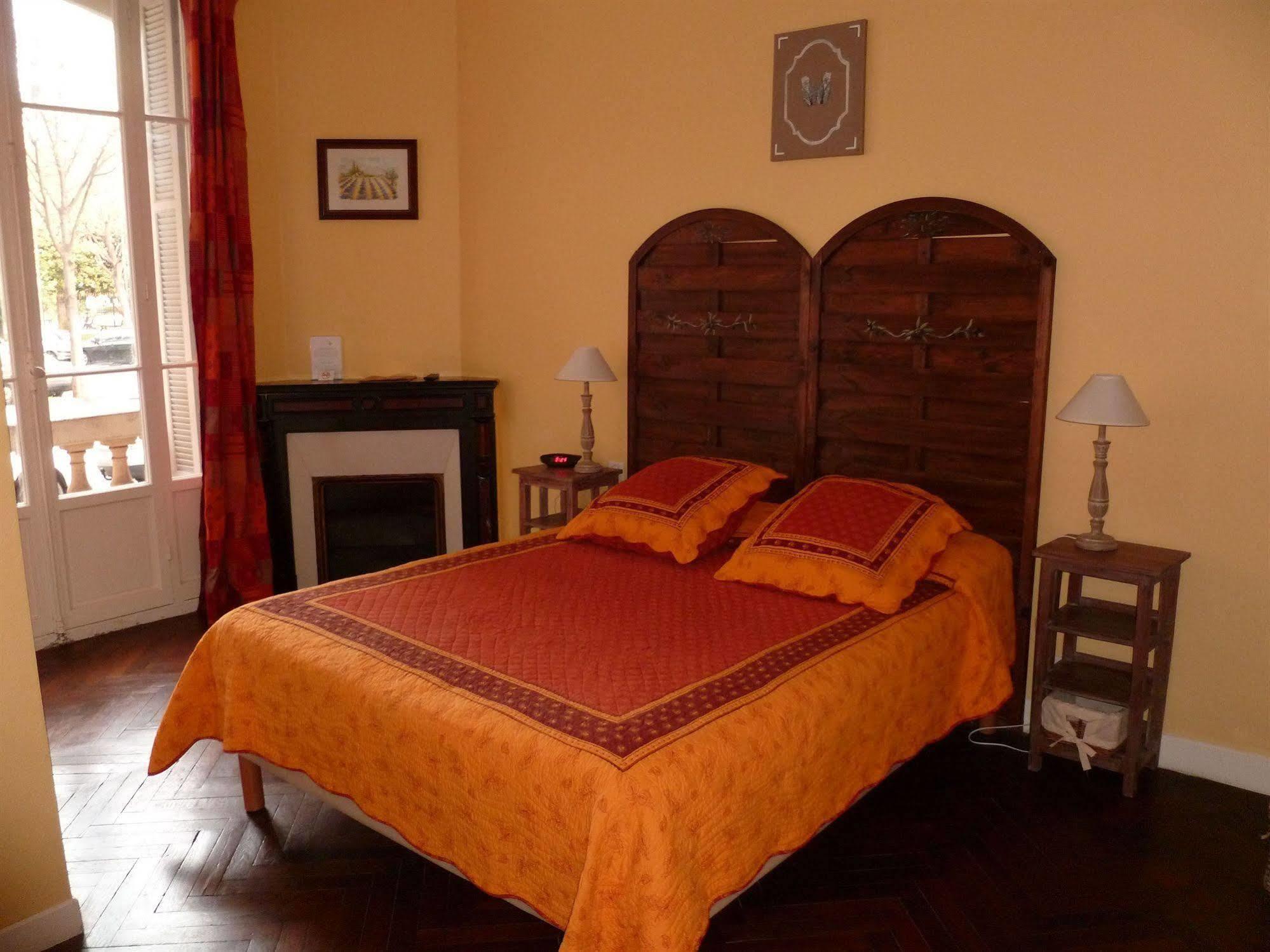 Hotel Victor Hugo